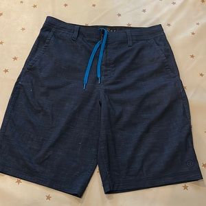 Men’s Hangten shorts, navy with front and back pockets. size 32.